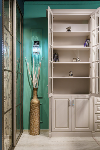 Библиотека с фасадами МДФ