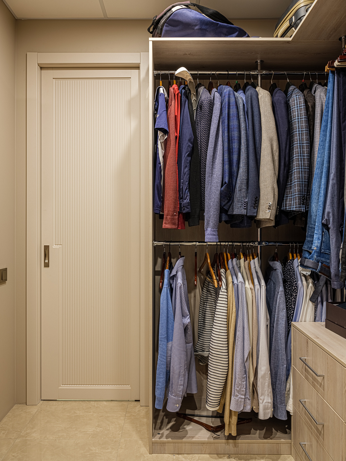 Мебель по проекту дизайнера в московскую квартиру