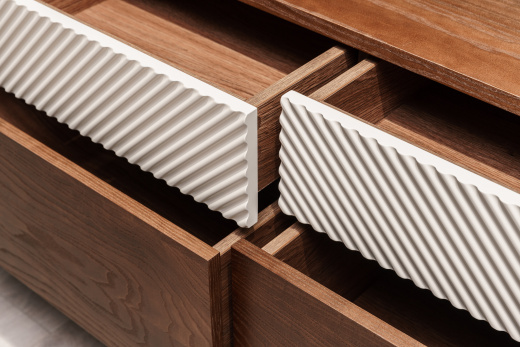 Гостиная из шпона с МДФ фасадами