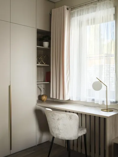 Шкаф с рабочей зоной