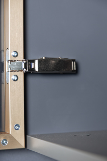 Прямая кухня с фрезерованными фасадами