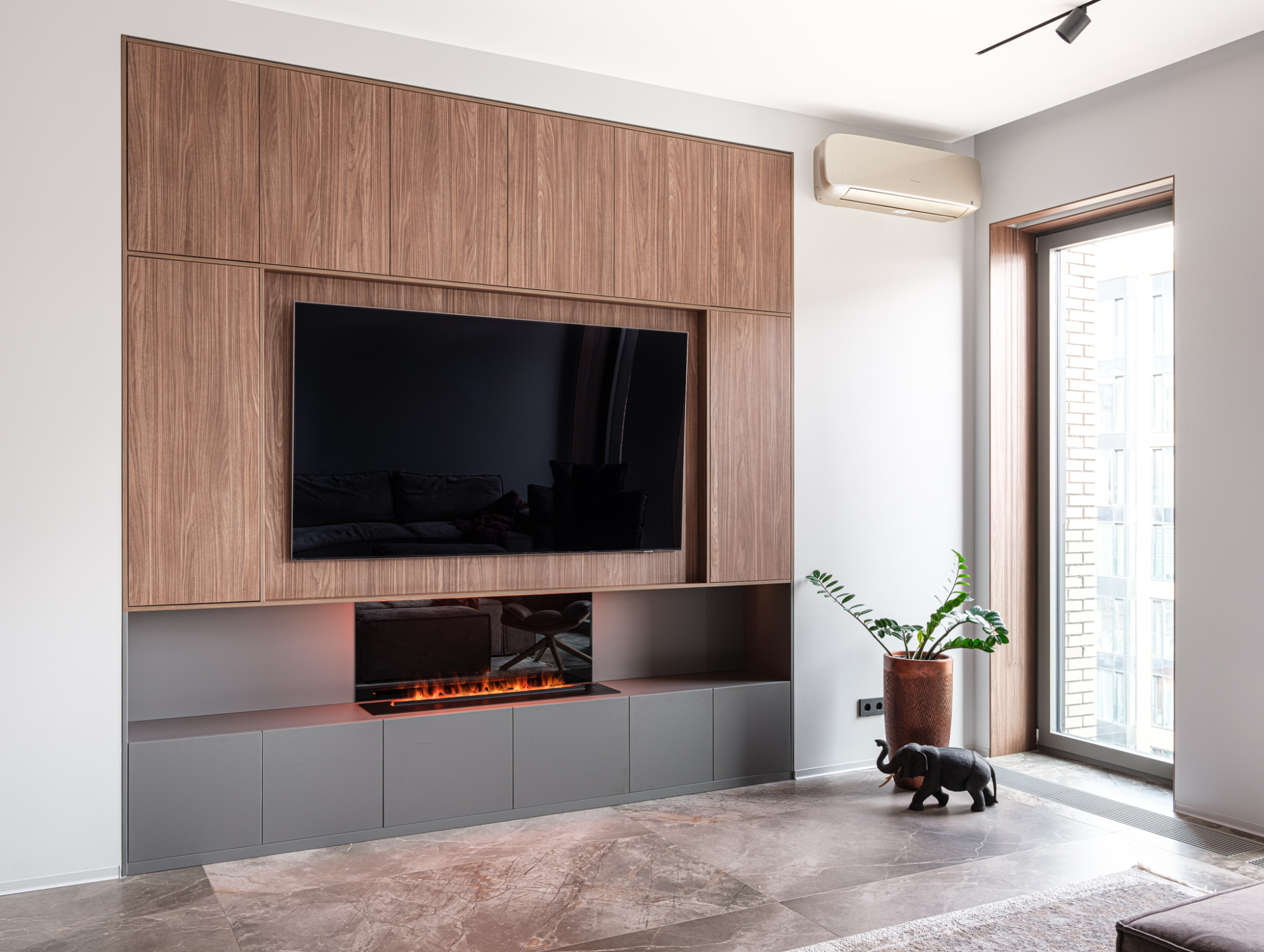 Встроенная в нишу ТВ-зона