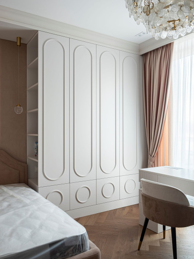 Шкаф распашной из МДФ