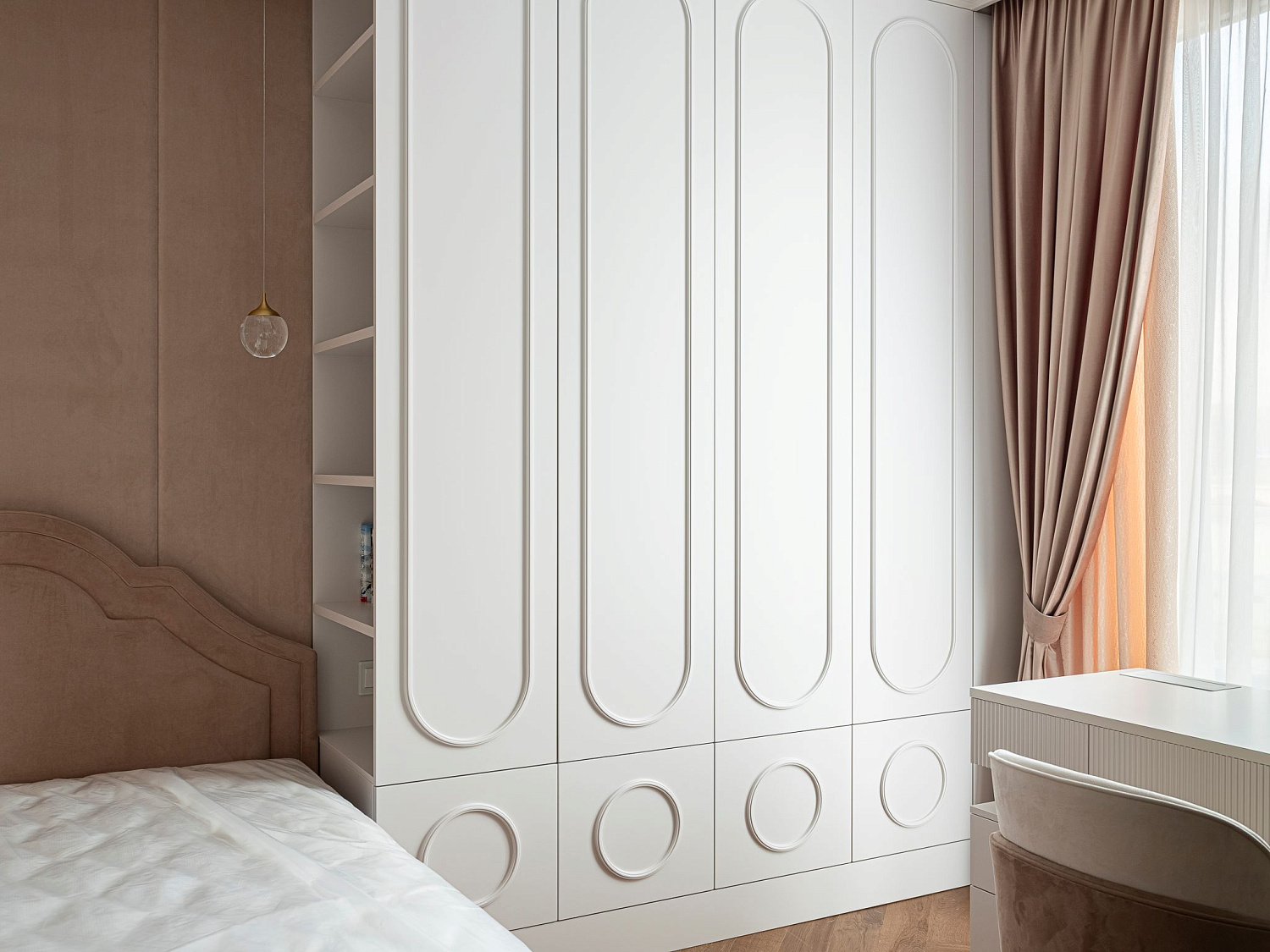 Индивидуальная мебель в квартиру. Москва