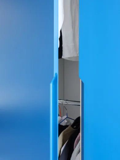 Шкаф с рабочей зоной в детскую 