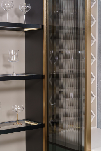 Угловая кухня с островом