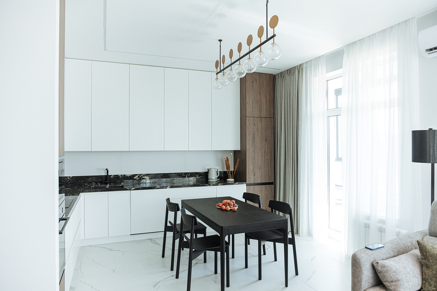 Современная мебель в московскую квартиру