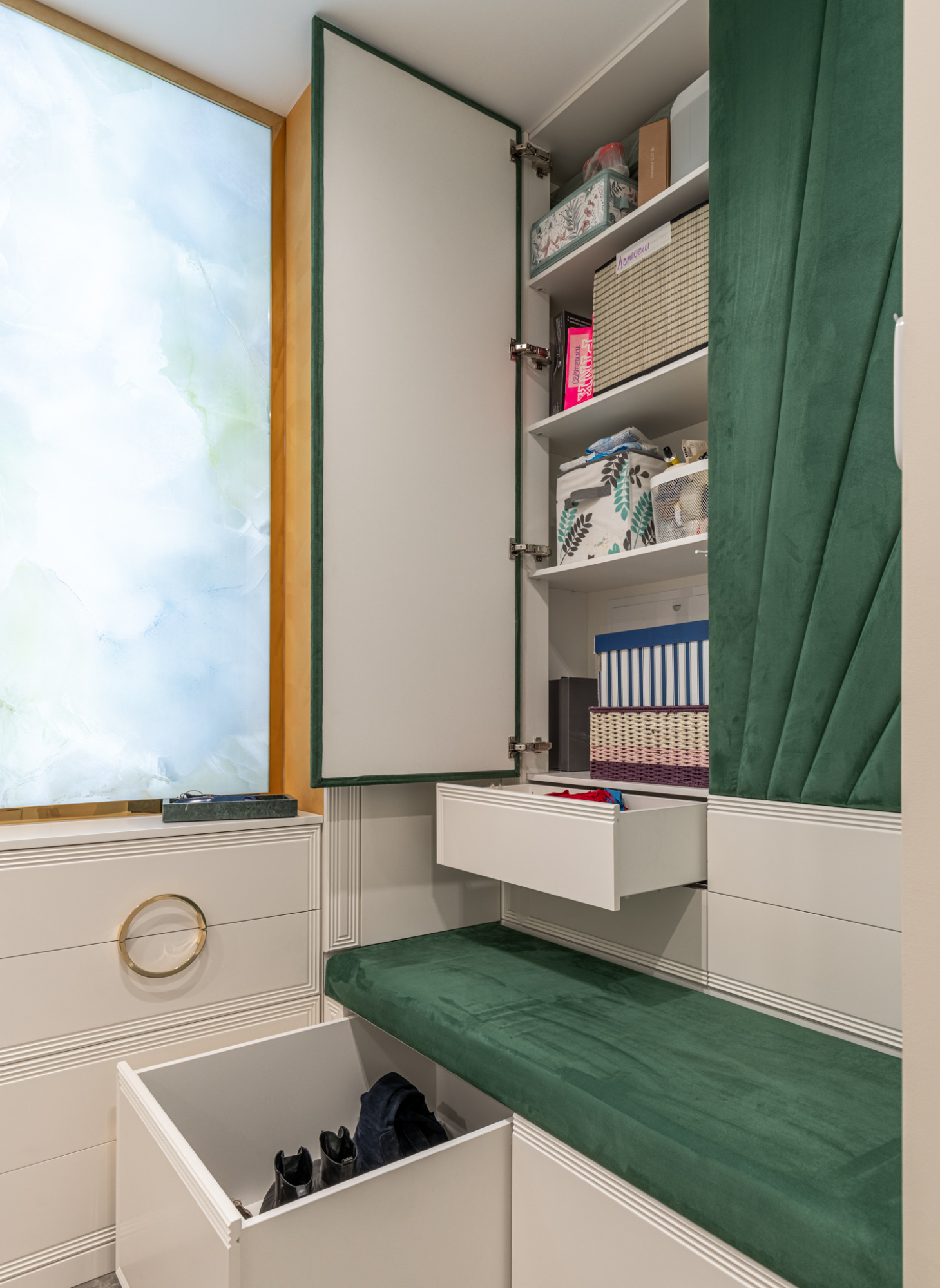 Прихожая с мягким элементом