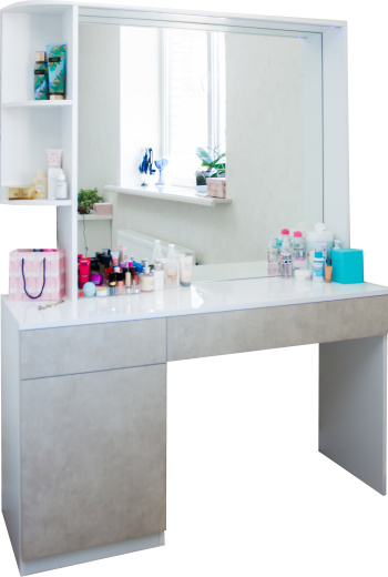 Туалетный столик