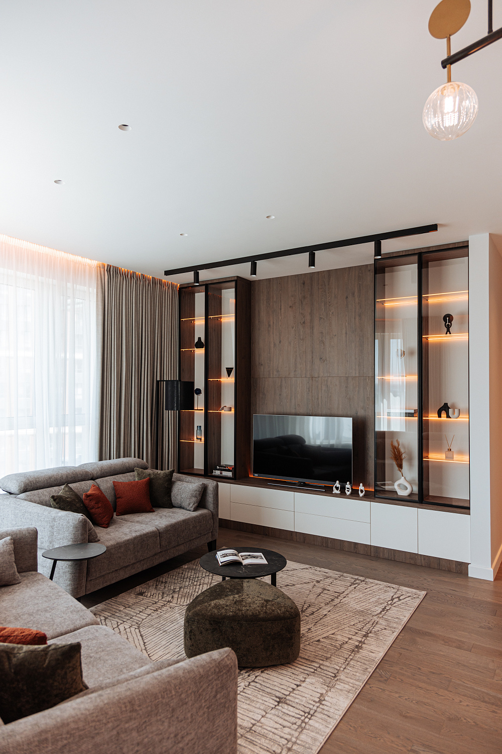 Современная мебель в московскую квартиру