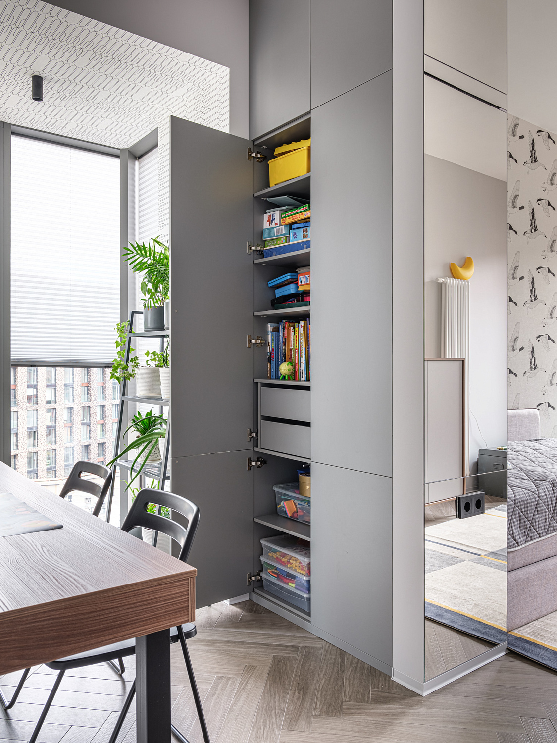 Мебель в московскую квартиру.  120 кв. м