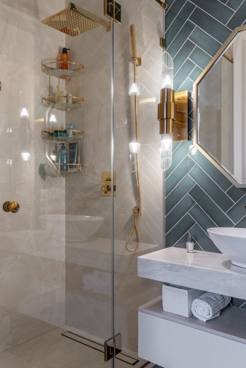 Мебель из шпона в ванную комнату