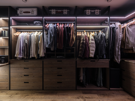 П-образная гардеробная