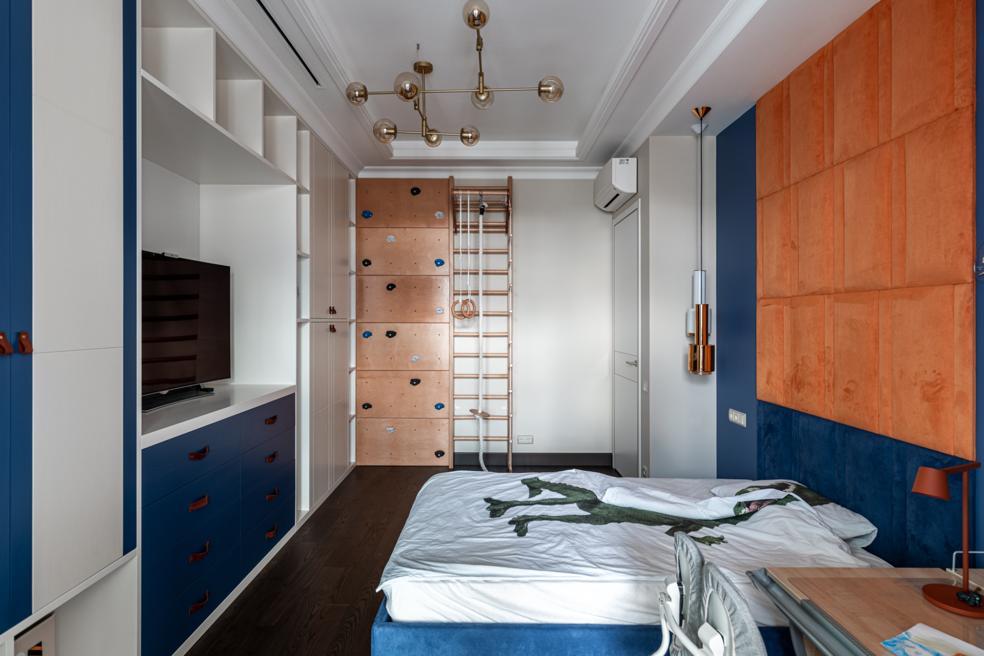 Мебель в детскую из шпона