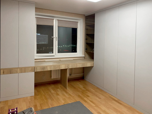 Шкаф с рабочей зоной