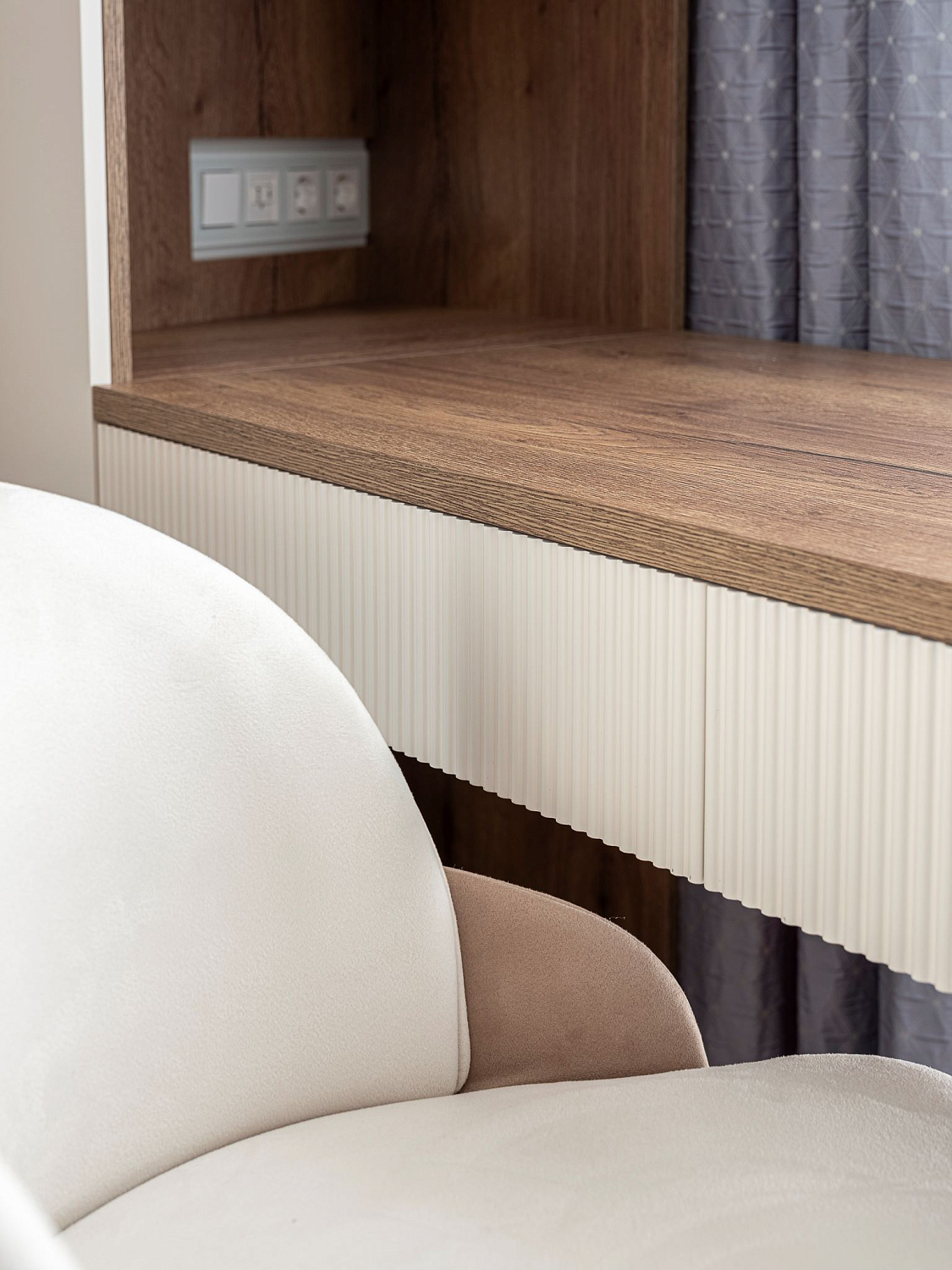 Индивидуальная мебель в квартиру. Москва