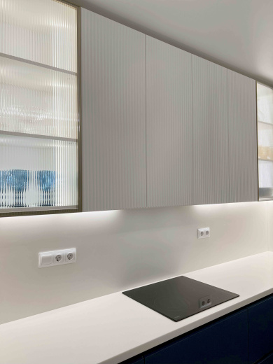 Угловая кухня из МФД