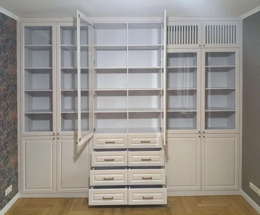 Библиотека с витриной