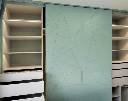 Шкаф-купе с МДФ фасадами 