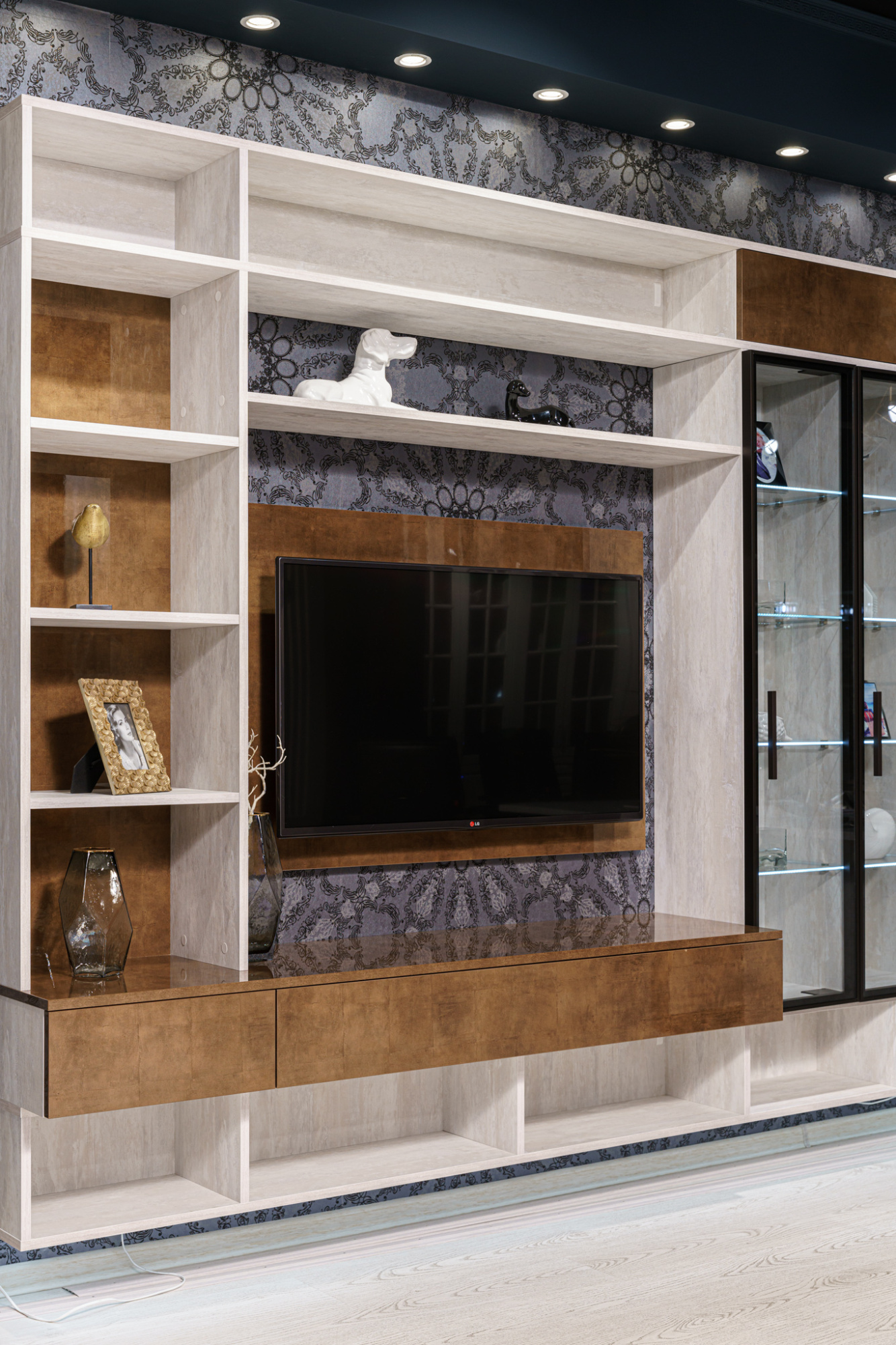 Подвесная гостиная из МДФ