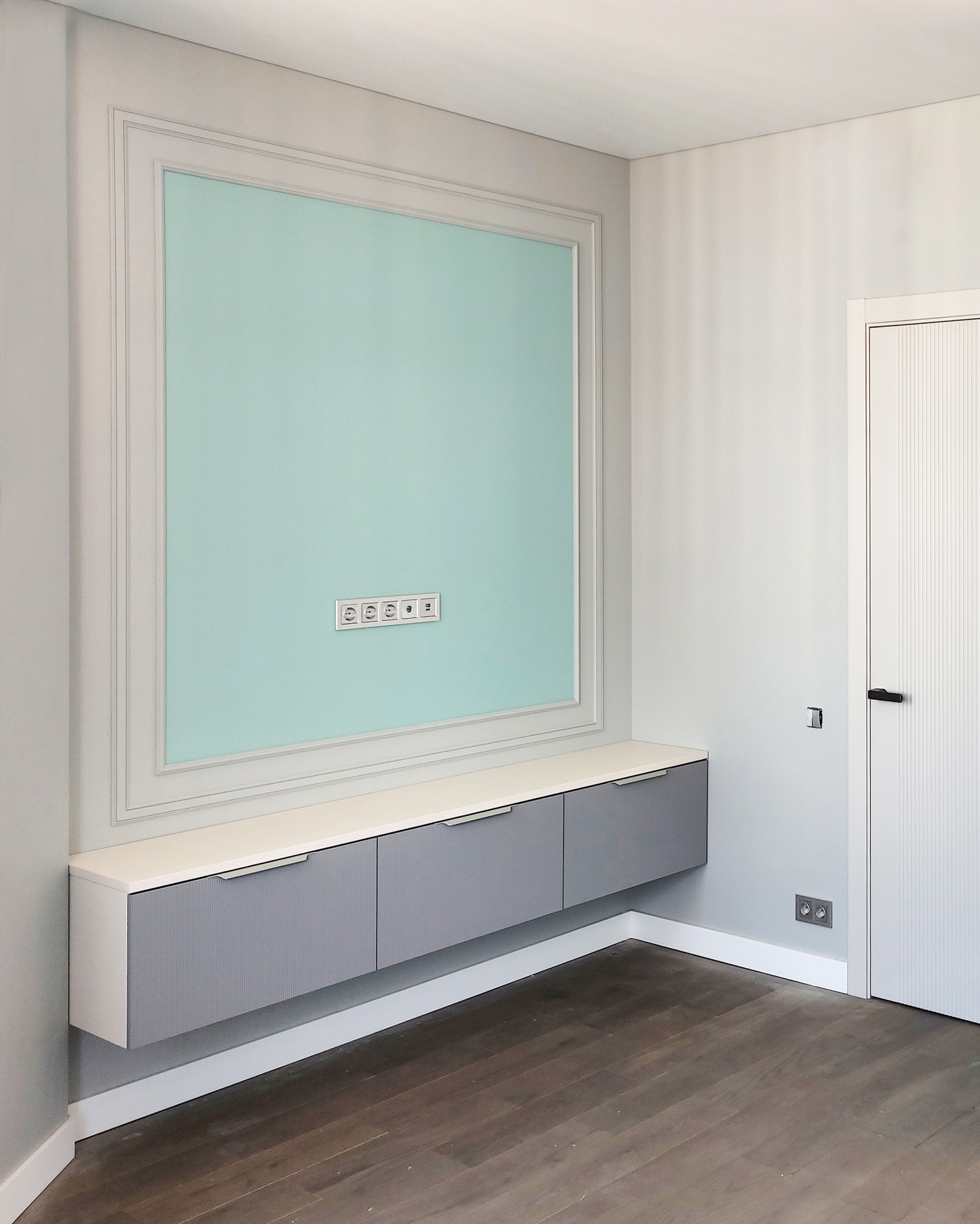 Тумба навесная (ТВ-зона)