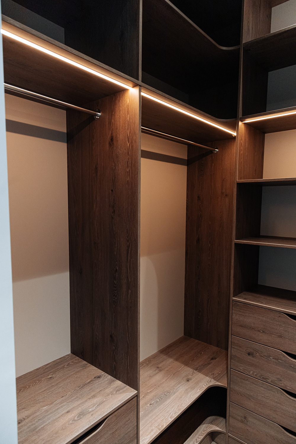 Современная мебель в московскую квартиру