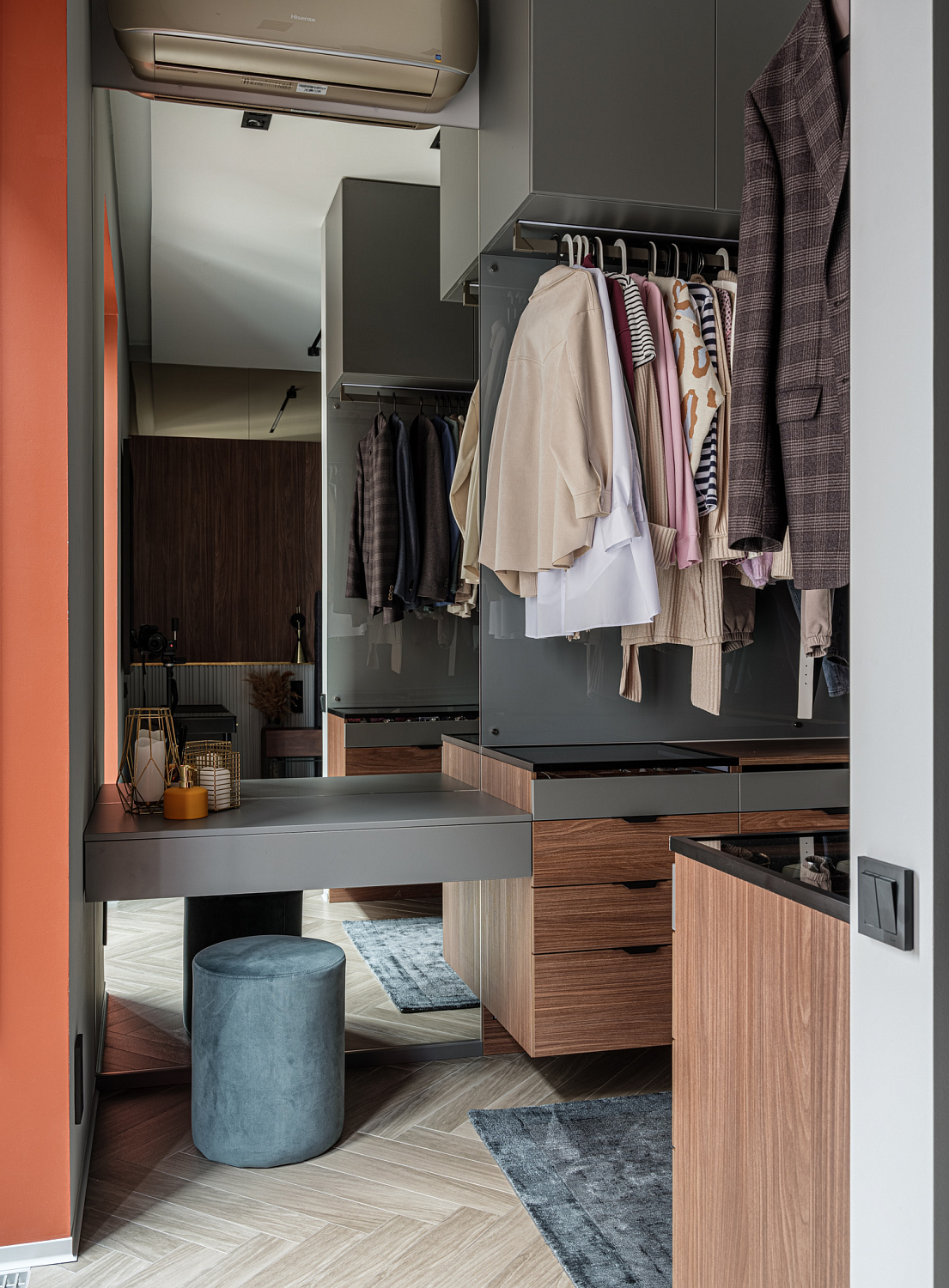 Мебель в московскую квартиру.  120 кв. м