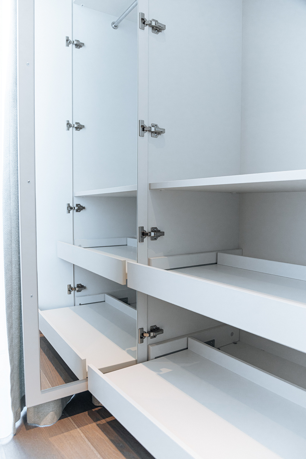 Современная мебель в московскую квартиру