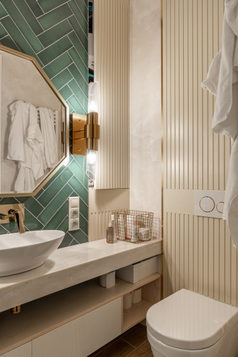 Мебель из шпона в ванную комнату